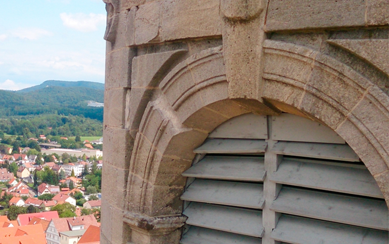 Schallöffnungen am Turm